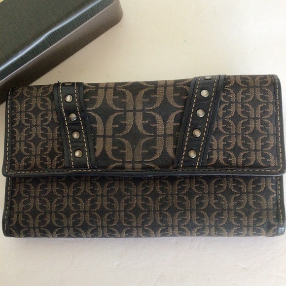 FOSSIL MONOGRAM FLAP WALLET - Picture 1 of 15